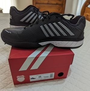 K-Swiss Hypercourt Express 2 men's tennis shoes. Like new. Size 13.